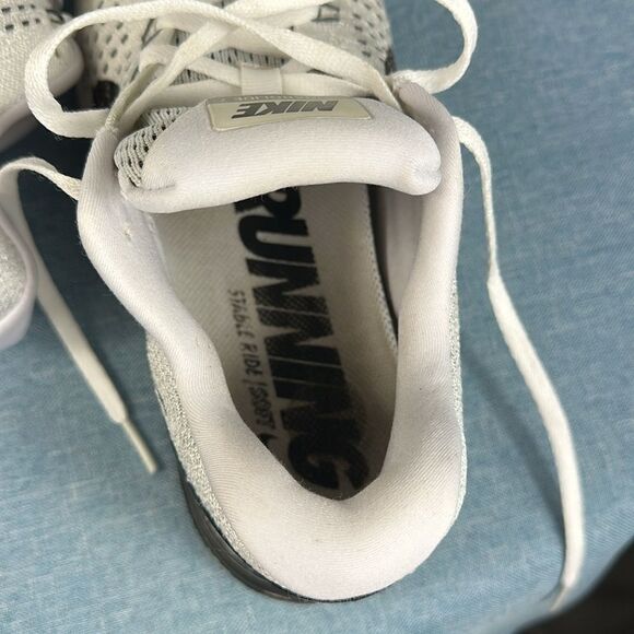 Nike Women’s Lunarglide 7 Gray And Black Running Shoes Sneakers Size 9 - Picture 9 of 10